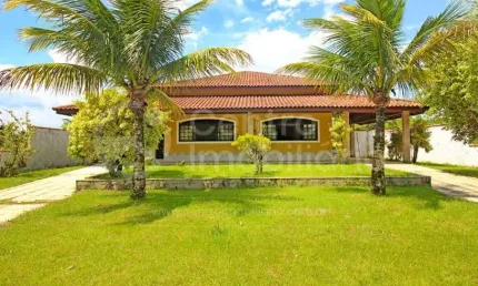 CASA à venda com 4 quartos em Peruíbe, no bairro Bougainvillee V