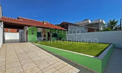 CASA à venda com 3 quartos em Peruíbe, no bairro Jardim Beira Mar