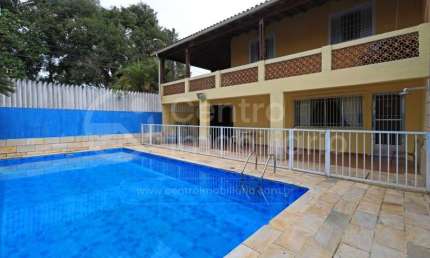 CASA à venda com piscina e 8 quartos em Peruíbe, no bairro Balneario Josedy