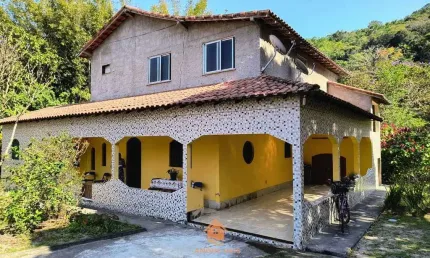 Casa para Venda em Saquarema, Jardim, 3 dormitórios, 1 suíte, 2 banheiros, 2 vagas