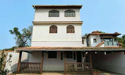 Casa para Venda em Saquarema, Leigos, 6 dormitórios, 2 suítes, 3 banheiros, 4 vagas