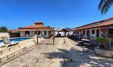 Casa para Venda em Saquarema, Jaconé (Sampaio Correia), 4 dormitórios, 2 suítes, 2 banheiros, 4 vagas