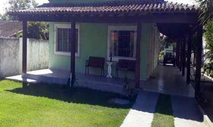 Casa para Venda em Saquarema, Gravatá, 5 dormitórios, 4 suítes, 2 banheiros, 2 vagas