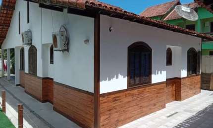 Casa para Venda em Araruama, Pontinha, 4 dormitórios, 3 suítes, 2 banheiros, 2 vagas
