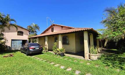 Casa para Venda em Saquarema, Boqueirão, 4 dormitórios, 2 suítes, 3 banheiros, 2 vagas