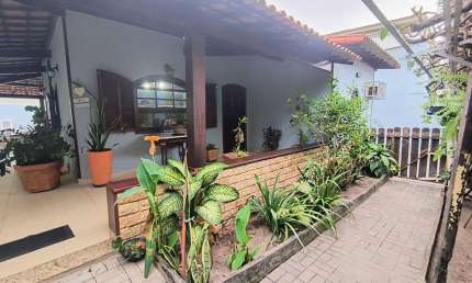 Casa para Venda em Saquarema, Boqueirão, 3 dormitórios, 1 suíte, 2 banheiros, 2 vagas