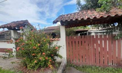 Casa para Venda em Saquarema, Jaconé (Sampaio Correia), 2 dormitórios, 1 banheiro, 2 vagas