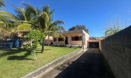 Casa para Venda em Saquarema, Bacaxá (Bacaxá), 2 dormitórios, 1 banheiro, 1 vaga