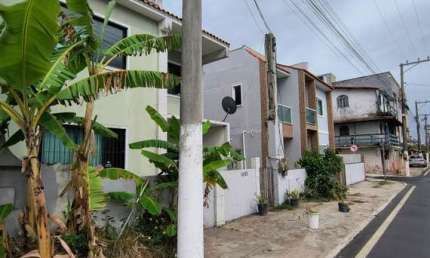 Casa para Venda em Saquarema, Areal, 5 dormitórios, 1 suíte, 3 banheiros, 1 vaga