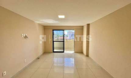 Apartamento à venda no com 3 suítes no bairro de Lagoa Nova, Natal/RN.