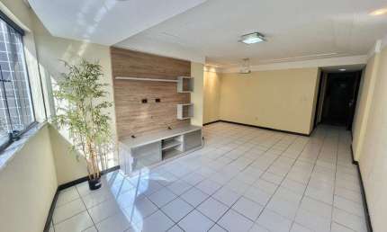Apartamento com 105m² em candelária - 3 quartos sendo 2 suítes no Green Towers