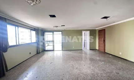 Apartamento com 208m², 3 suítes e 3 vagas – conforto, localização e potencial para personalização