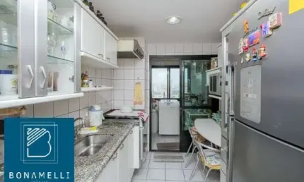 Apartamento para venda tem 105 metros quadrados com 3 quartos