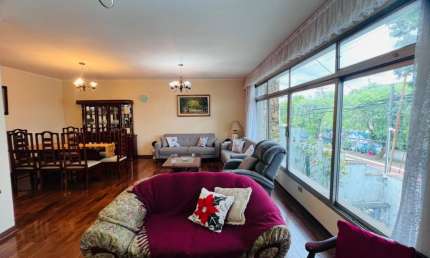 Casa Assobradada  a venda no bairro de Indianopolis com 486 metros