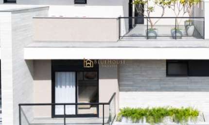 Casa com 4 quartos à venda na Rua Cristiano Strobel, Xaxim, Curitiba por R$ 1.290.000