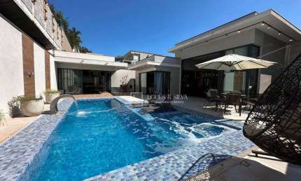 Casa com 3 dormitórios à venda - Condomínio Figueira Garden - Atibaia - SP