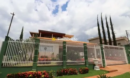 Casa a venda no condomínio royal park. bairro royal park.