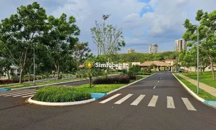 Terreno a venda no condomínio Terras de Siena. Bairro Vila do Golf.