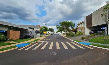 Terreno a venda no condomínio terras de siena. bairro vila do golf.