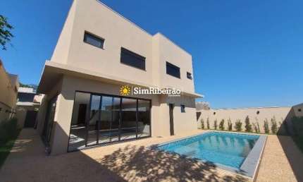 Sobrado a venda no Colina do Golfe. Bairro Vila do Golf.