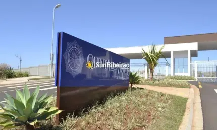 Sobrado a venda no Quinta dos Ventos. Bairro Vila do Golf.