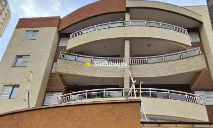 Apartamento a venda no Edifício Saint Martin. Bairro Bosque das Juritis.