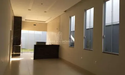 Casa com 3 quartos à venda no Jardim Europa, Uberlândia 