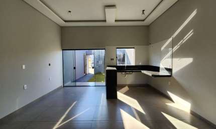 Casa a venda 2 Quartos sendo 1 Suíte, Bairro Laranjeiras