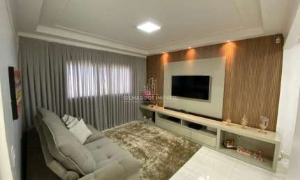 Casa com excelente acabamento á venda 3 quartos 1 suíte, piscina aquecida