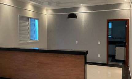 Casa com 3 quartos à venda no Jardim Botânico, Uberlândia 