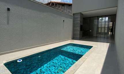Casa com 3 quartos à venda no Jardim Patrícia, Uberlândia 