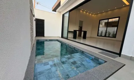 Casa em condomínio fechado com 3 quartos à venda em Laranjeiras, Uberlândia 