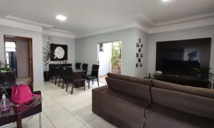 Casa à venda no bairro jardim botânico - uberlândia/mg