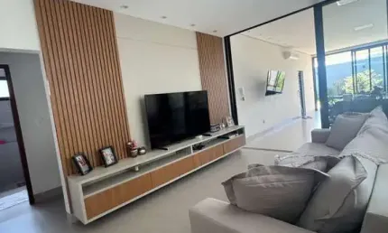 Casa com 3 quartos à venda em Laranjeiras, Uberlândia 