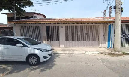 Linda Casa Térrea - 4 dorm - Jd. Indústrias - São José dos Campos