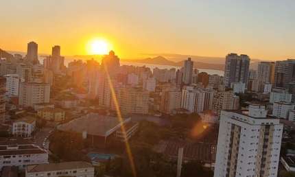 Apartamento - 2 dorm - CONDOMÍNIO PORTAL DA GÁVEA  - SANTOS