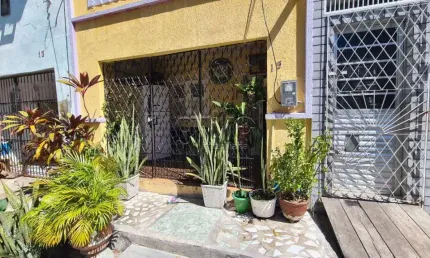 Casa com 2 quartos à venda na do Sereno, 15, José Bonifácio, Fortaleza por R$ 250.000
