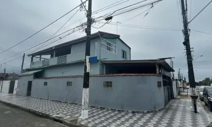 Casa com 4 quartos à venda na Avenida Roberto Muzzi, 799, Balneário Maracanã, Praia Grande