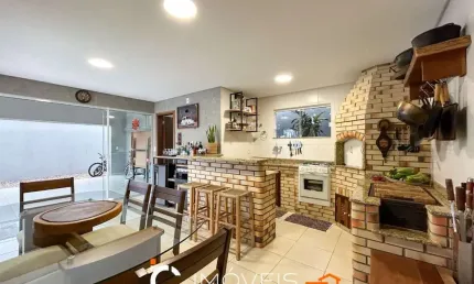 Casa com 3 suítes à venda, 350 m² por R$ 1.700.000 - Itoupava Central - Blumenau/SC