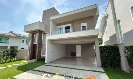 Casa com 4 dormitórios sendo 3 suítes à venda, 280 m² por R$ 1.780.000 - Itoupava Central - Blumenau/SC