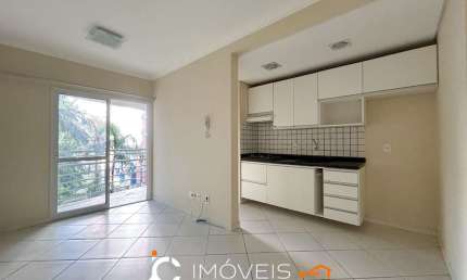 Apartamento com 2 dormitórios à venda, 58 m² por R$ 350.000,00 - Água Verde - Blumenau/SC