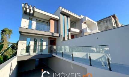 Sobrado com 3 dormitórios à venda, 192 m² por R$ 895.000,00 - Fortaleza - Blumenau/SC
