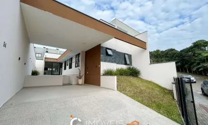 Casa com 3 suítes à venda, 151 m² por R$ 1.000.000 - Ponta Aguda - Blumenau/SC