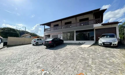 Casa com 3 dormitórios à venda, 352 m² por R$ 930.000,00 - Fortaleza - Blumenau/SC