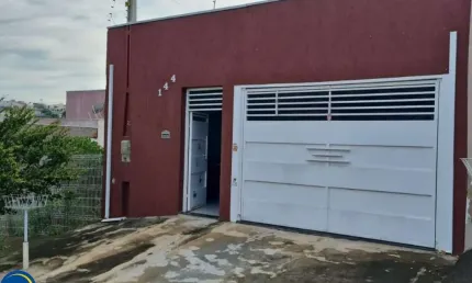 Casa para venda em indaiatuba-sp no jardim monte carlo: 2 quartos, 1 sala, 1 banheiro, 2 vagas de garagem, 143,99 m²!