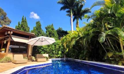 IMPERDÍVEL: Casa no Helvétia Country - 4 Suítes, 478,10m², Piscina com raia de 12m, em Indaiatuba-SP!
