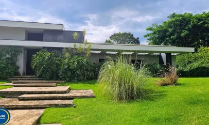 Chácara de Alto Padrão à Venda no Condomínio Recanto das Flores - Indaiatuba/SP - 5 Suítes, casa de hóspedes, 5.000m² de Terreno