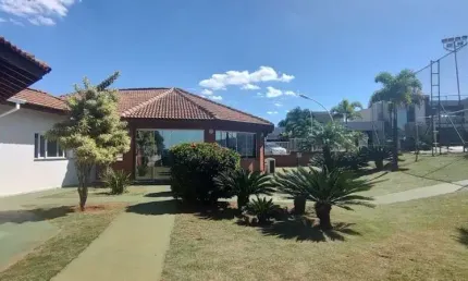 Lote residencial no condomínio jardim residencial dona lucilla