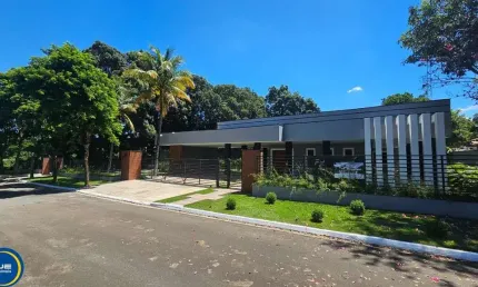 Chácara de luxo no Vale das Laranjeiras em Indaiatuba-SP: 4 quartos, 4 suítes, 2 salas, 6 banheiros, 14 vagas de garagem e 550,00 m² de área. Aproveite!