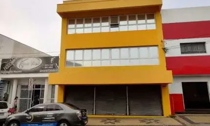 Prédio Comercial para Locação ? Centro de Indaiatuba | 3 Andares